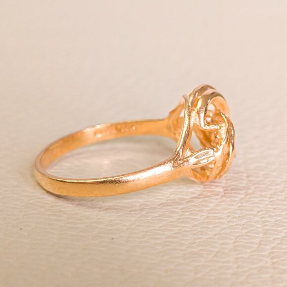 14K Yellow Gold Love-Knot Ring — Size 5.5 - Picture 9 of 13